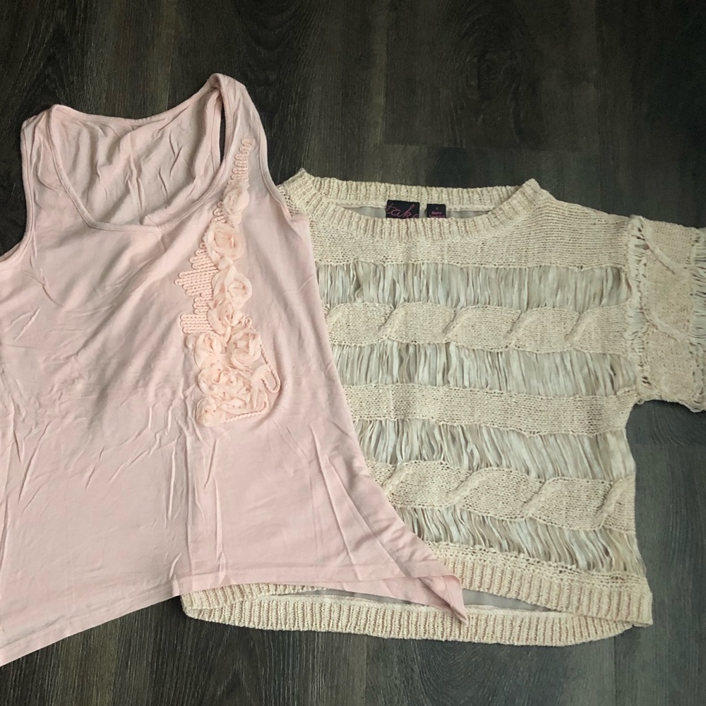 Sweet bundle- knit top plus gorgeous tee.